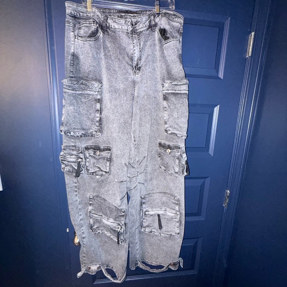 Fashion to Figure Washed Gray Cargo Bootcut Jeans with Patch Pockets